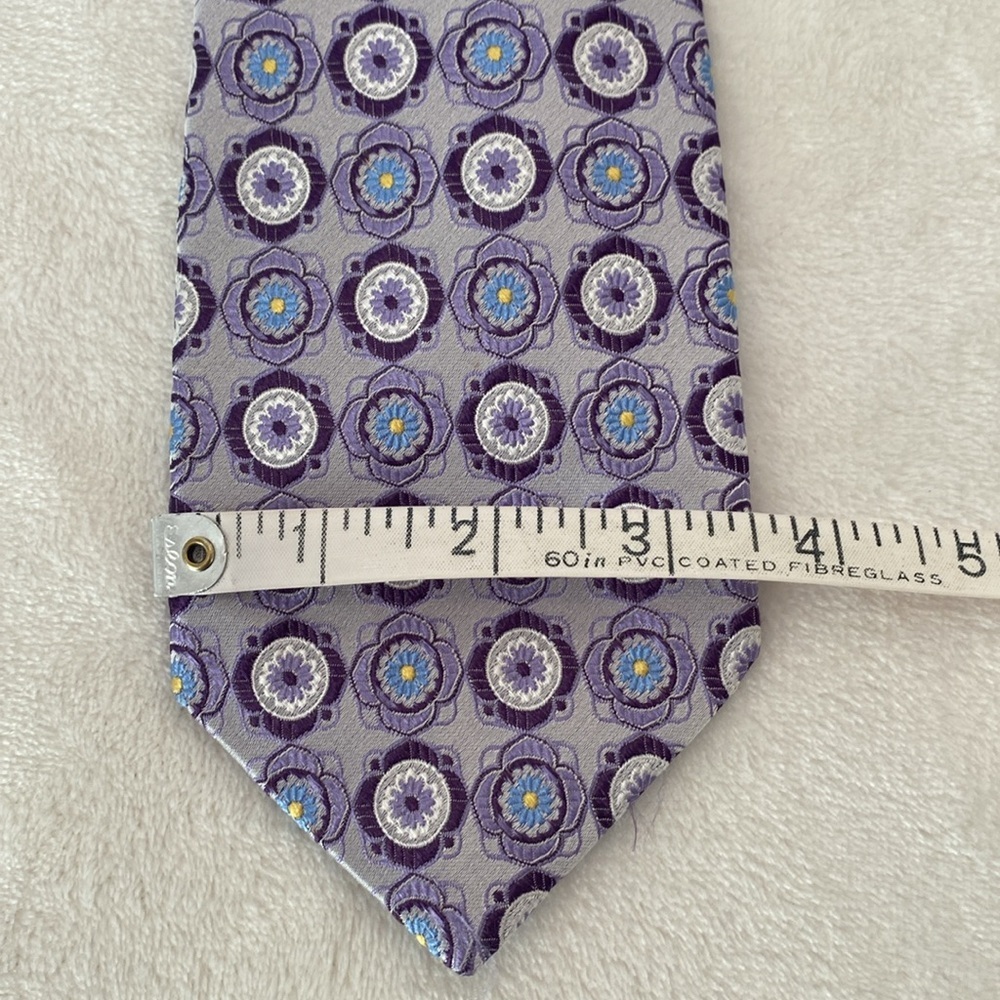 Holt Renfrew 100% Silk Tie – Made in Canada - Picture 8 of 9